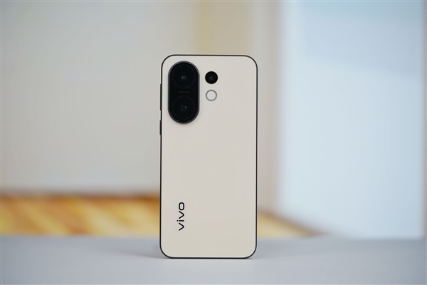 6.31英寸完美小直屏！vivo S30 Pro mini图赏