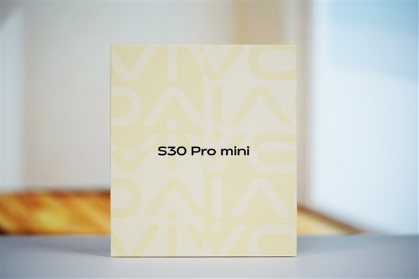 6.31英寸完美小直屏！vivo S30 Pro mini图赏