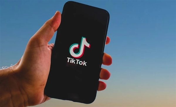 TikTok太猛了！海外月活首次破10亿大关 短视频之王