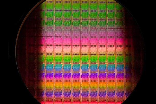 日本半导体逆袭成功！正式宣布2nm晶圆试产