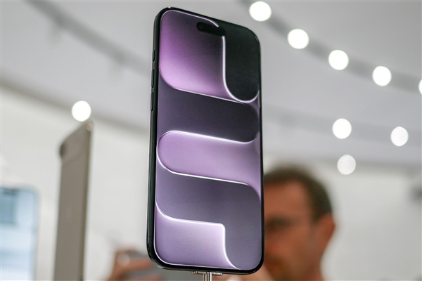 iPhone 17系列预售秒没：根本抢不到
