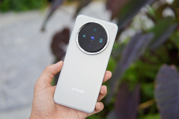 全球首发天玑9500！vivo X300系列来了：年度最强小屏旗舰