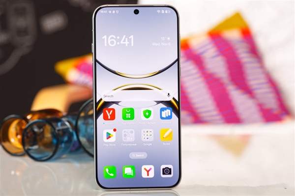 全球首款骁龙8E5双潜望旗舰！OPPO Find X9 Ultra明年见