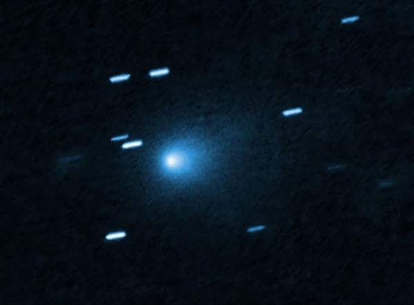 来自太阳系外的彗星3I/ATLAS突然疯狂喷水：每分钟2.4吨