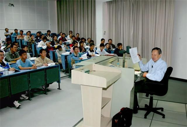 杨振宁走了 物理学的黄金时代落幕了