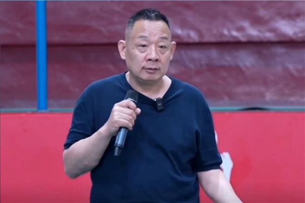 胖东来百余对新人落实不要彩礼文化！于东来发声：让家人避免经济负担等