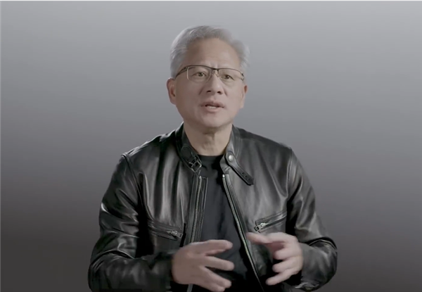 黄仁勋：美国不该封禁中国开源AI模型