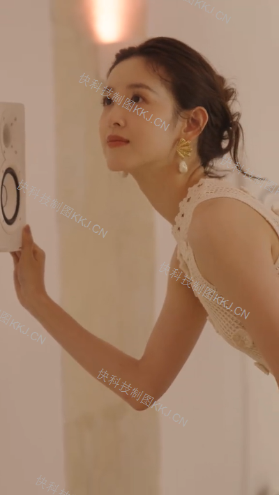 章泽天为欧舒丹拍南法大片 被赞状态梦回“奶茶妹妹”