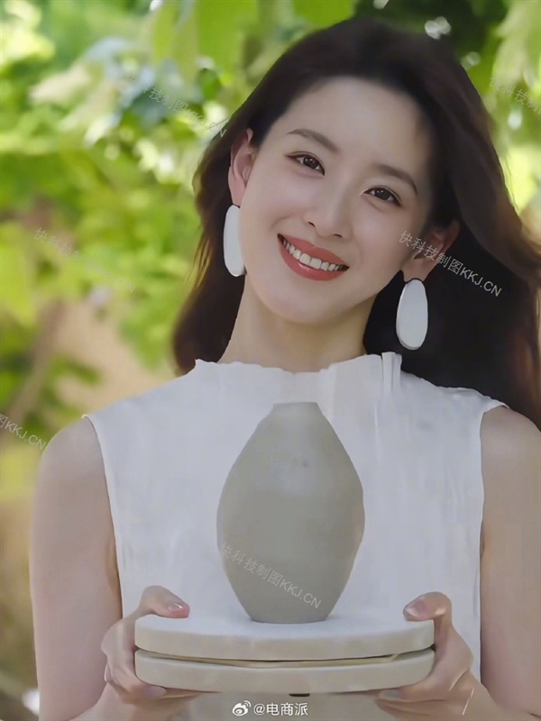 章泽天为欧舒丹拍南法大片 被赞状态梦回“奶茶妹妹”